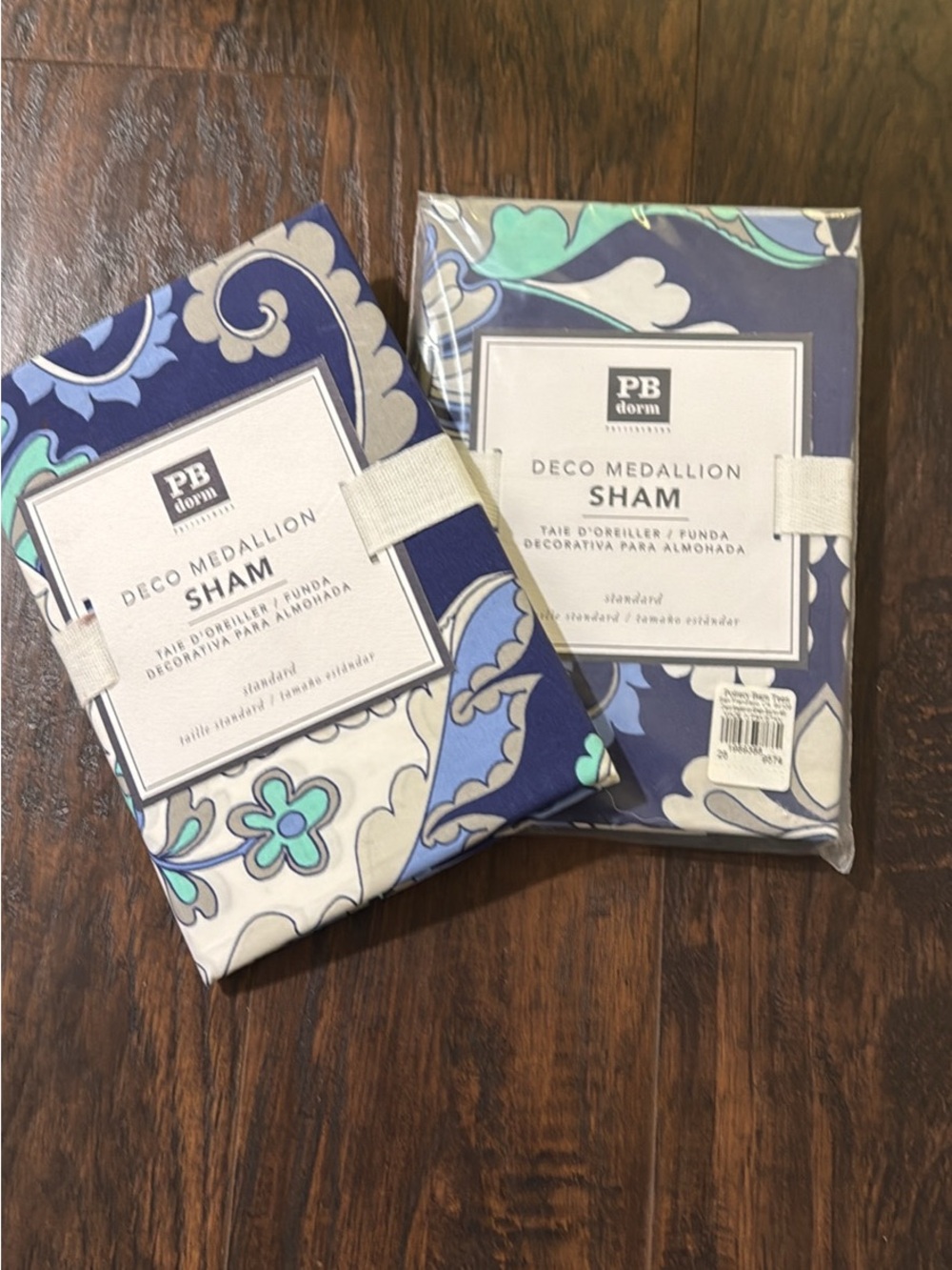 PB Dorm Teen Deco Medallion Shams Pottery Barn set of 2 pillow cases